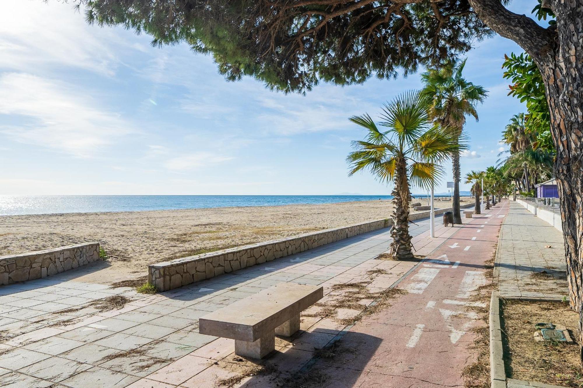 Hauzify I Apartaments Reddis Cambrils Dış mekan fotoğraf